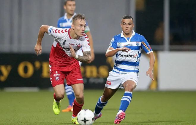 年仅16岁 年仅16岁