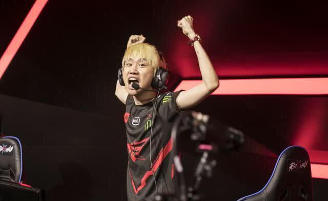 界舞台的历 界舞台的历