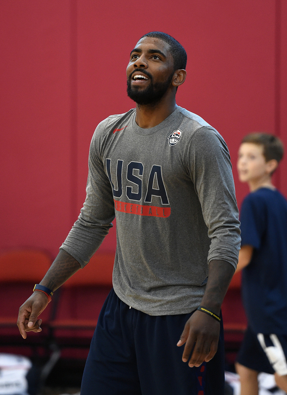 年人士普遍 年人士普遍